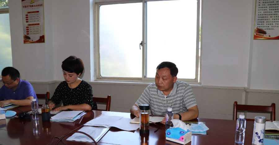 孝感市教育局孝感高中领导到奥美高中调研